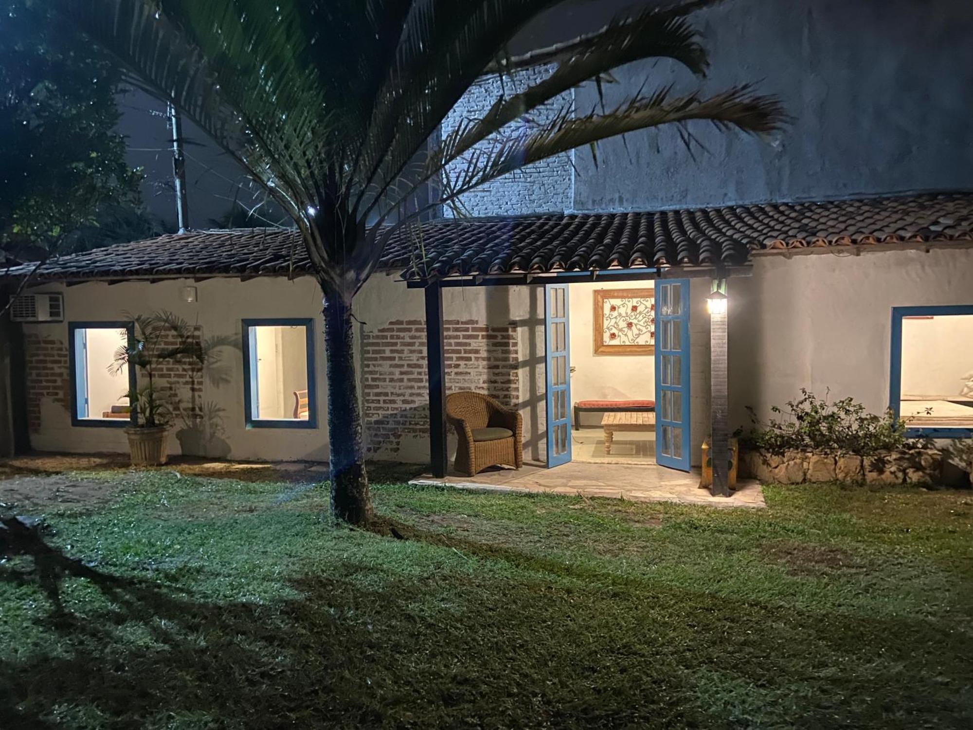 Peixe Crew Manguinhos Bed & Breakfast Búzios Екстериор снимка